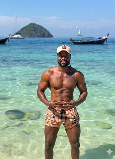 Rico - Male escort in Pattaya Photo 1 of 10