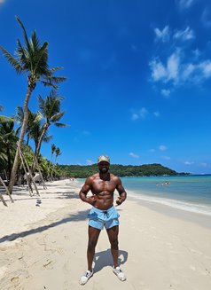 Rico - Male escort in Pattaya Photo 8 of 10
