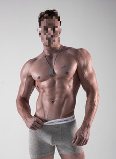 Rico - Acompañantes masculino in Dubai Photo 1 of 3