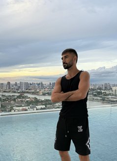 Rico21cm - Male adult performer in Bangkok Photo 6 of 8