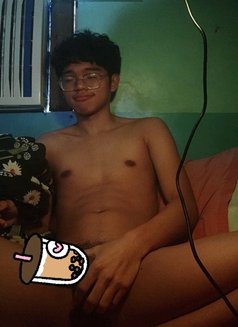 Ricoinshorts - Male escort in Makati City Photo 8 of 8