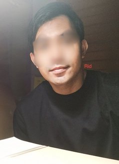 Rid (Part Time Local) - Acompañantes masculino in Kuala Lumpur Photo 1 of 1