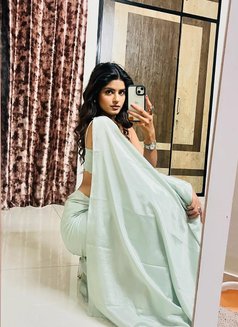 Rida - puta in Ajmān Photo 4 of 6