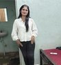 Riddhi Shamli - escort in Mumbai Photo 1 of 2