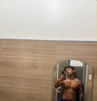 Jay Moreno - Acompañantes masculino in Manila