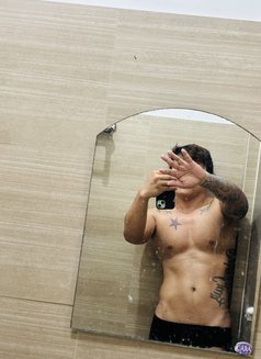 Jay Moreno - Male escort in Manila Photo 4 of 9