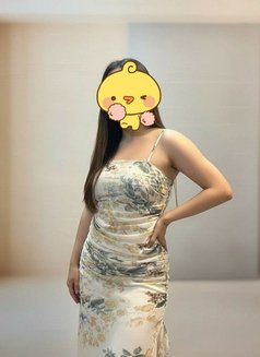 Ridhi Arora - escort in Chandigarh Photo 3 of 3