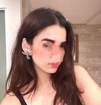 Ridhi - escort in Kolkata Photo 1 of 11