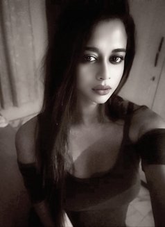 Ridhima. - Transsexual escort in Mumbai Photo 28 of 30