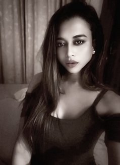 Ridhima. - Transsexual escort in Mumbai Photo 29 of 30