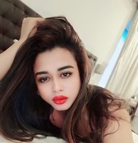 RIDHIMA Love - Transsexual escort in Mumbai