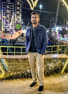 Ridoy Khan Ridoy - Male escort in Dhaka Photo 2 of 3