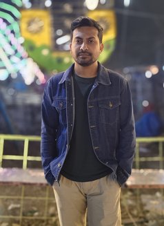 Ridoy Khan Ridoy - Male escort in Dhaka Photo 3 of 3