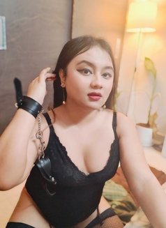 ridzee dutta - Transsexual escort in Hyderabad Photo 23 of 24