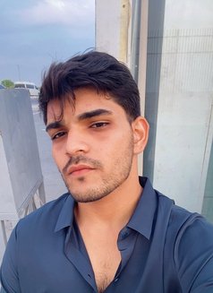 Rifshaan Here - Male escort in Dubai Photo 1 of 2