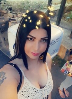 Riham - Transsexual escort in Beirut Photo 6 of 7