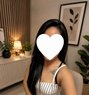 Rihana - puta in Dubai Photo 1 of 1