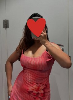 Rihana - escort in Mumbai Photo 2 of 3