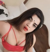 Rihana - Acompañantes transexual in New Delhi