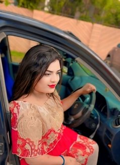 Rihana - Transsexual escort in New Delhi Photo 17 of 27