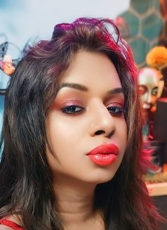 Rihana - Acompañantes transexual in Kolkata Photo 2 of 11