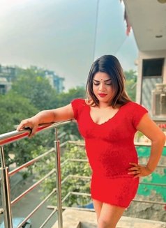 Rihana - Transsexual escort in New Delhi Photo 29 of 30