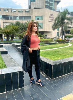 Rihana - Acompañantes transexual in New Delhi Photo 1 of 30