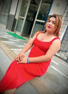 Rihana - Transsexual escort in New Delhi Photo 1 of 29