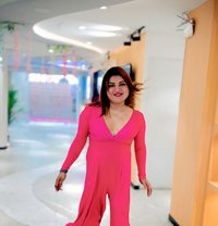 Rihana - Transsexual escort in New Delhi Photo 1 of 29