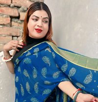 Rihana - Transsexual escort in New Delhi Photo 2 of 30