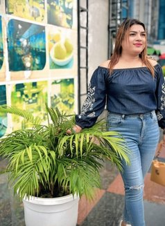 Rihana - Transsexual escort in New Delhi Photo 6 of 27