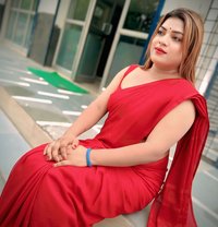 Rihana - Transsexual escort in New Delhi Photo 2 of 28