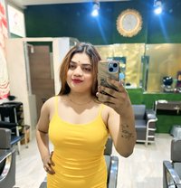 Rihana - Transsexual escort in New Delhi Photo 2 of 28