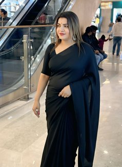 Rihana - Acompañantes transexual in New Delhi Photo 2 of 27