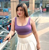 Rihana - Acompañantes transexual in New Delhi Photo 2 of 29