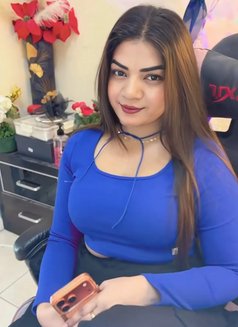 Rihana - Transsexual escort in New Delhi Photo 3 of 30