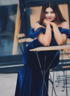 Rihana - Transsexual escort in New Delhi Photo 1 of 30