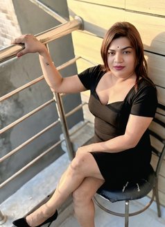 Rihana - Transsexual escort in New Delhi Photo 13 of 29