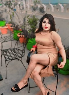 Rihana - Transsexual escort in New Delhi Photo 2 of 29