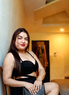 Rihana - Transsexual escort in New Delhi Photo 6 of 28