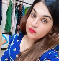 Rihana Miss for real & online sessions - puta in Noida