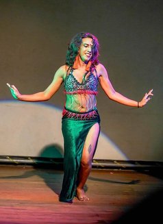 Rihana - Transsexual escort in Colombo Photo 6 of 8