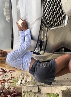 Rihane - Transsexual escort in Abidjan Photo 3 of 6