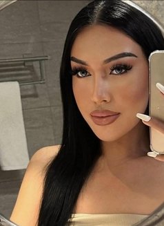 Rihanna big C 🇹🇭 - Transsexual escort in Doha Photo 7 of 8