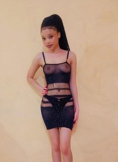 Rihanna ( E City ) - puta in Bangalore Photo 1 of 5