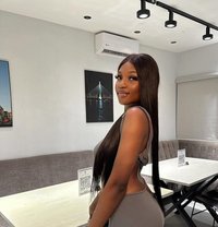 Rihanna, From Ivory coste 🇨🇮 - puta in Kathmandu Photo 1 of 3