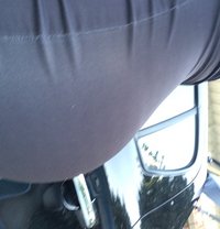 Rihanna - puta in Erbil