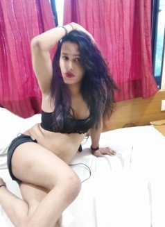 Riimi143 - Transsexual escort in Mumbai Photo 8 of 8