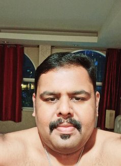 Riko - Male escort in Kochi Photo 1 of 4