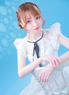 Riko - escort in Osaka Photo 1 of 5